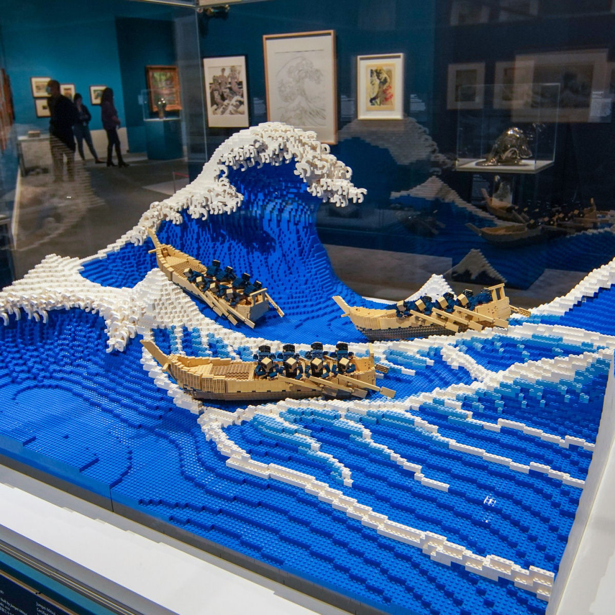 Montando A Grande Onda de Kanagawa com 50.000 peças de LEGO em um time-lapse