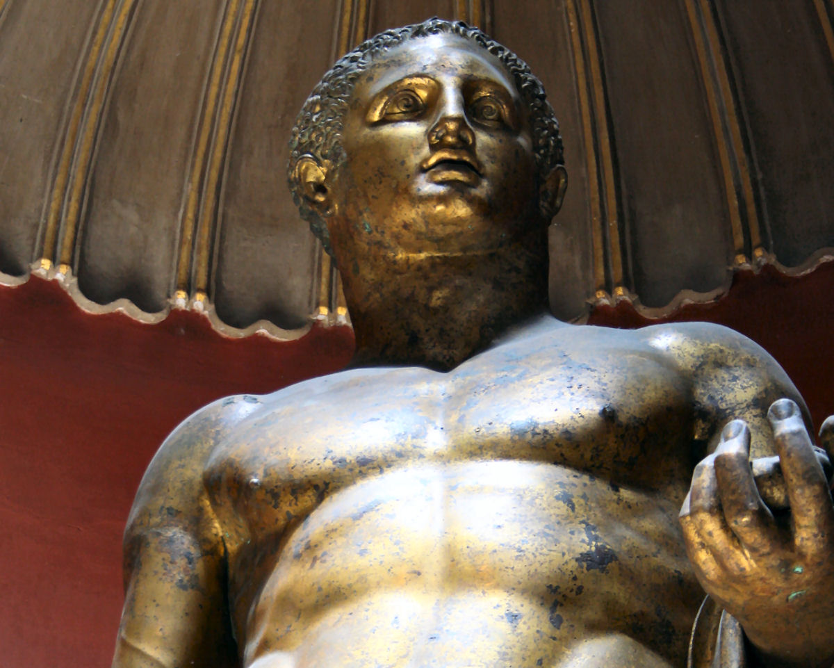 Hrcules de Mastai, a maior esttua de bronze da Antiguidade, preservada porque foi atingida por um raio