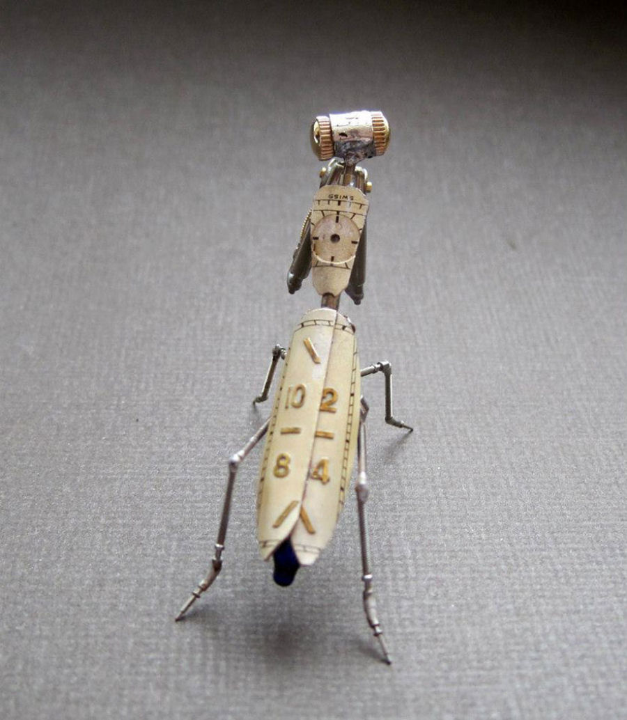 Artista cria incrveis esculturas de insetos utilizando peas recicladas 13