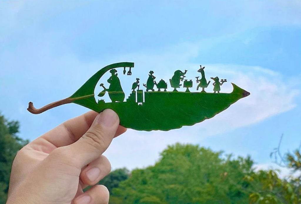 Artista japonês cria intrincadas cenas nas folhas de árvores 07
