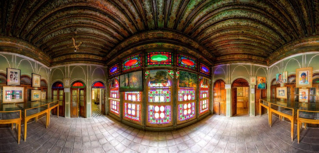 Os interiores hipnotizantemente coloridos da arquitetura de mesquitas iranianas 05