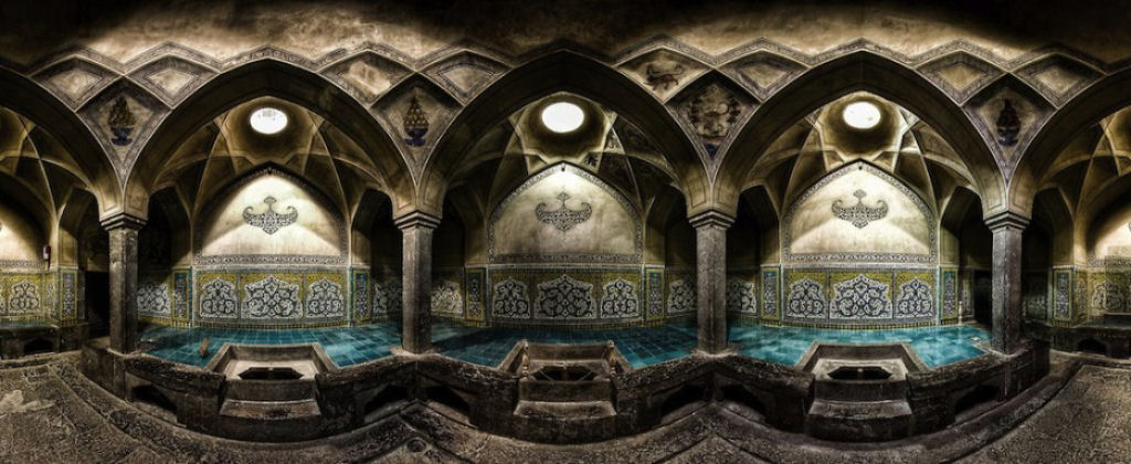 Os interiores hipnotizantemente coloridos da arquitetura de mesquitas iranianas 10