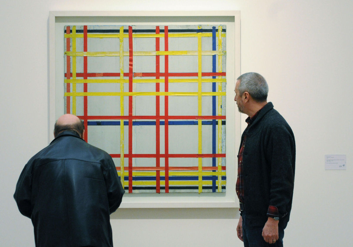 Pintura de Mondrian ficou pendurada de cabeça para baixo por 75 anos