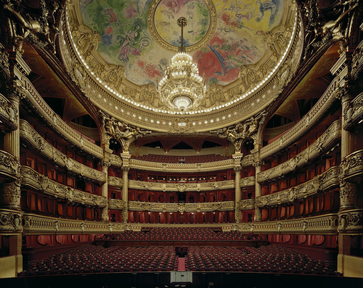 Fotografias de grande formato capturam ornamentada casas de ópera de todo o mundo 04