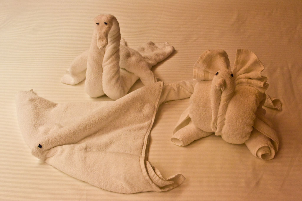 Origamis animais feitos com toalhas 05