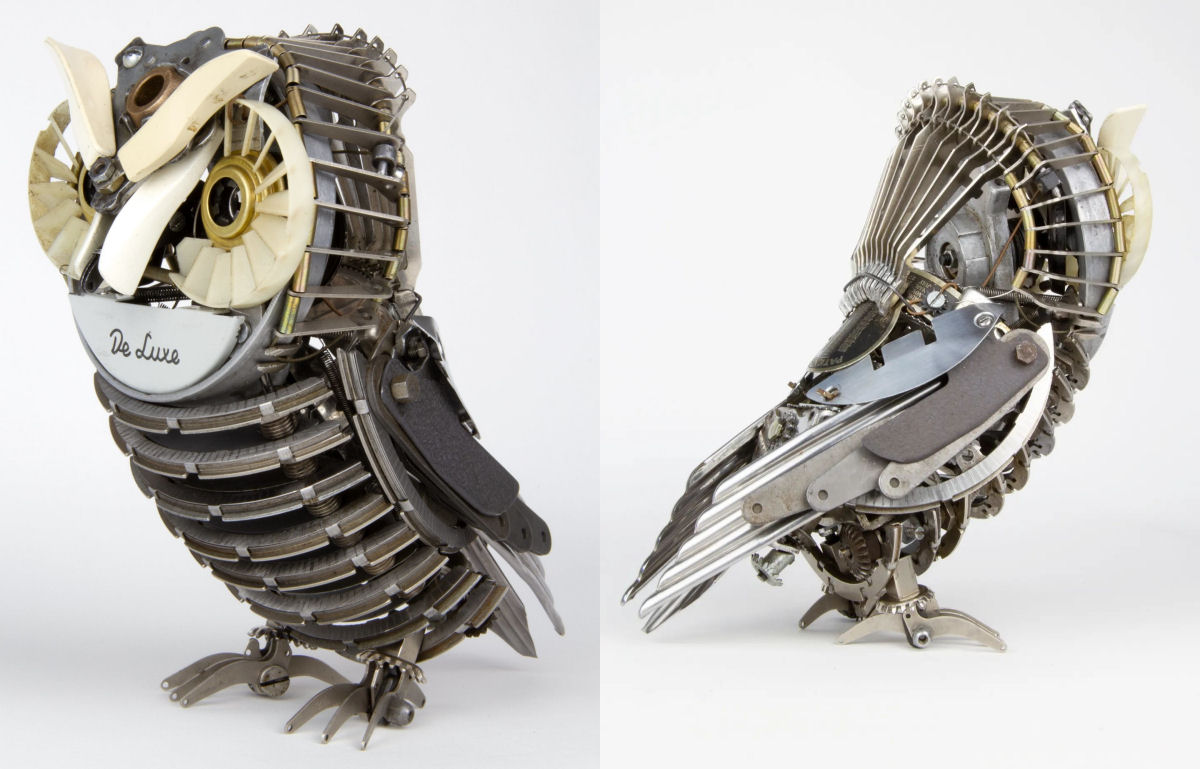 Sucata de máquinas de escrever ganham nova vida como incríveis esculturas de pássaros 01