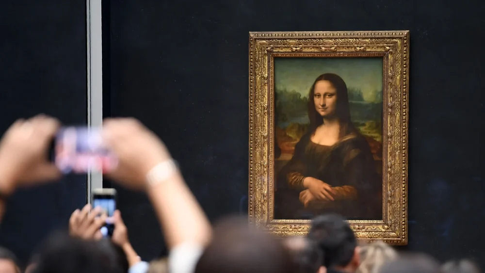 Como 500 anos de restauração fizeram as sobrancelhas da Mona Lisa desaparecerem