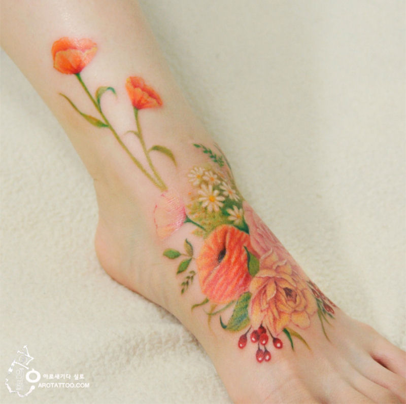 Tatuagens florais etreas parecem delicadas pinturas de aquarela sobre a pele 02