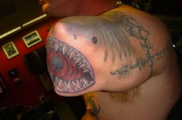 Tatuagens sobre cicatrizes mostram uma maneira incrvel de dissimul-las 25