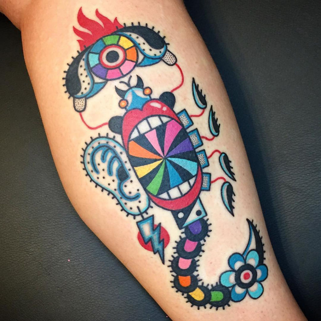 Tatuagens misturam gráficos psicodélicos com padrões amplamente coloridos inspirados nos anos 80 04