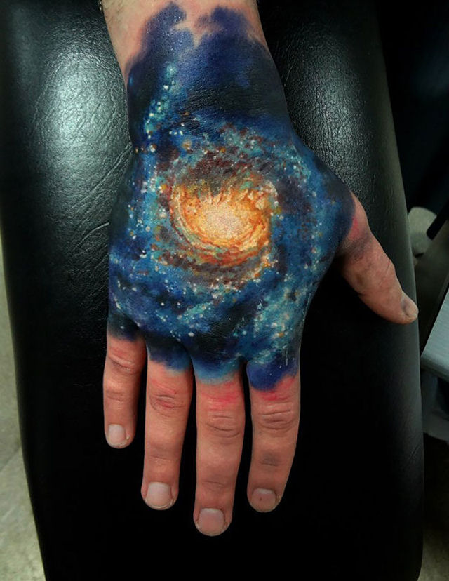 20 tatuagens csmicas para amantes da astronomia 02