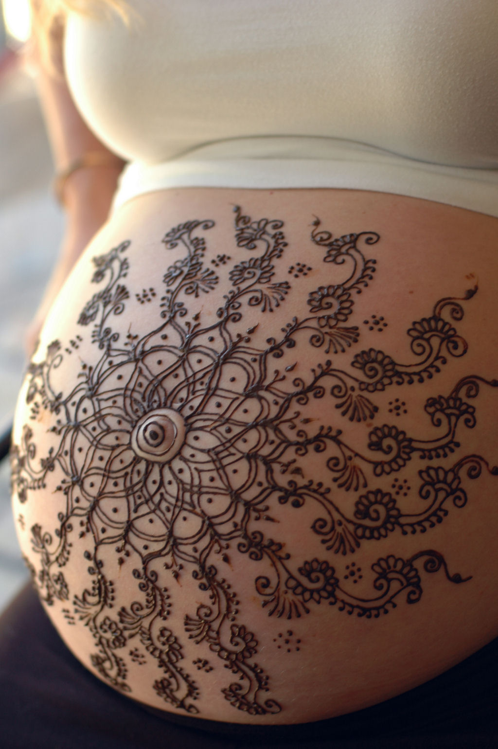 Tatuagens de henna: requintados desenhos impermanentes 03