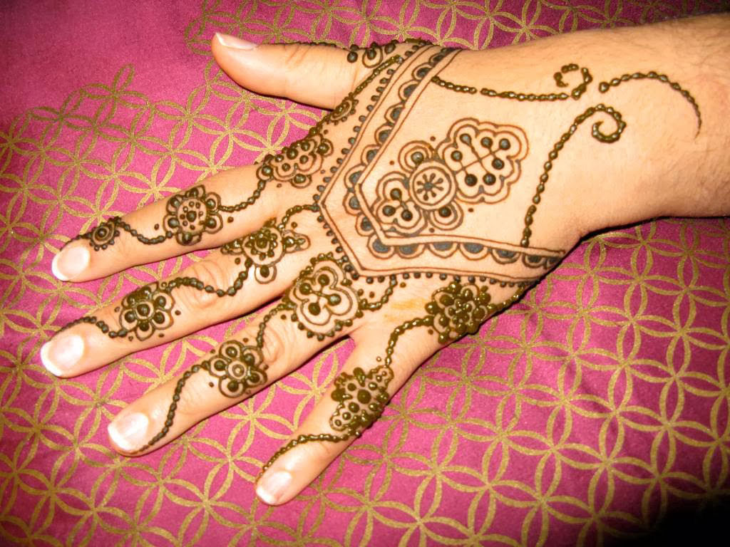 Tatuagens de henna: requintados desenhos impermanentes 10