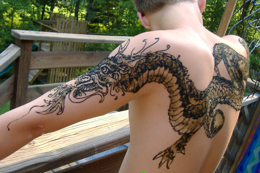 Tatuagens de henna: requintados desenhos impermanentes 16