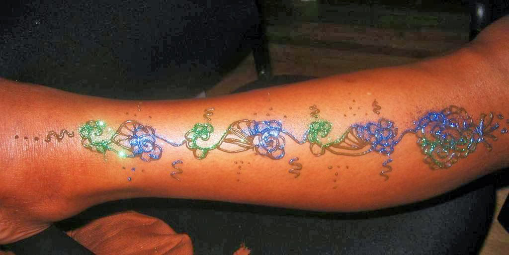 Tatuagens de henna: requintados desenhos impermanentes 29