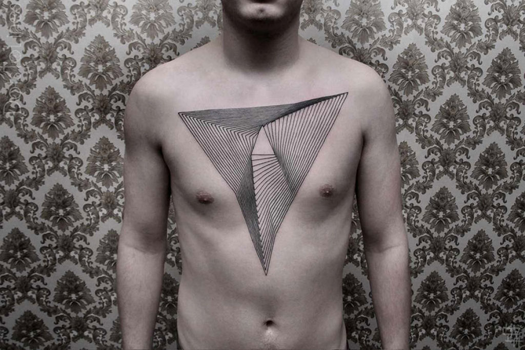 Estas 20 tatuagens lineares geométricas feitas por Chaim Machlev flutuam elegantemente pelo corpo 18