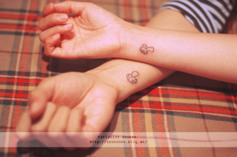 As tatuagens minimalistas da tatuadora coreana Seoeon 08
