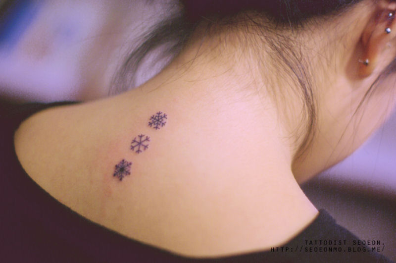As tatuagens minimalistas da tatuadora coreana Seoeon 17