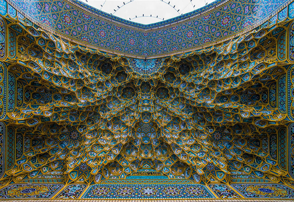 Os elegantes e fantabulosos tetos de algumas mesquitas iranianas 01