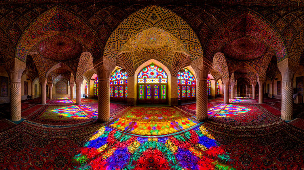 Os elegantes e fantabulosos tetos de algumas mesquitas iranianas 03