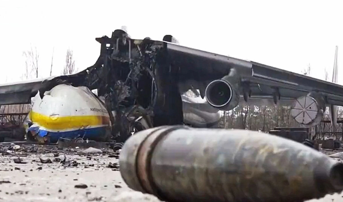 As imagens lamentáveis do Antonov An-225 destruído na Ucrânia