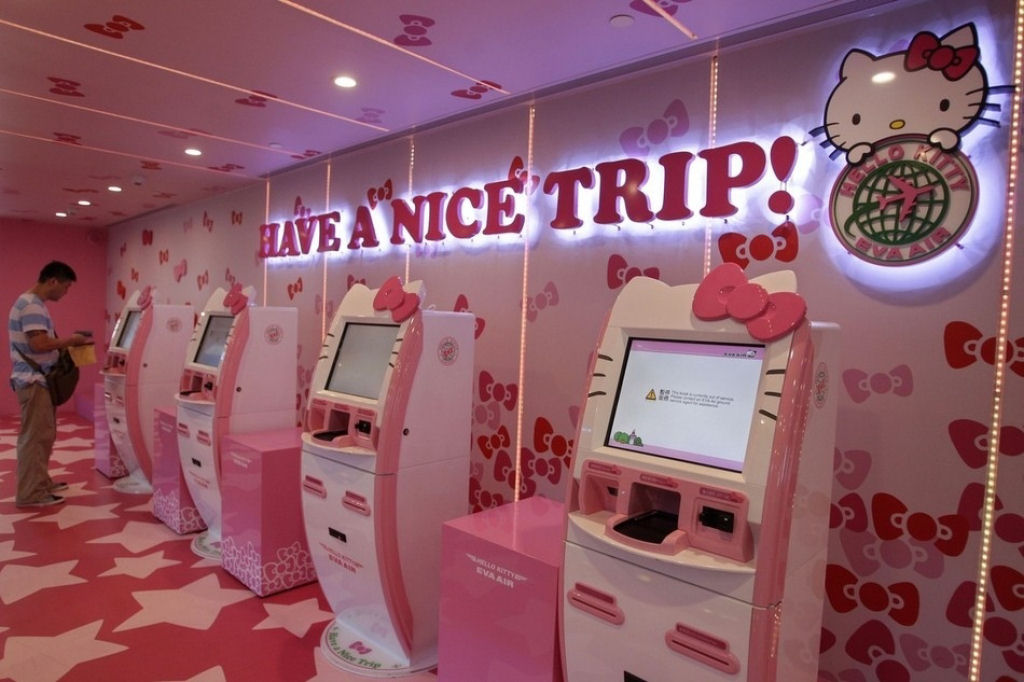 Empresa area taiwanesa lana linha Hello Kitty 05