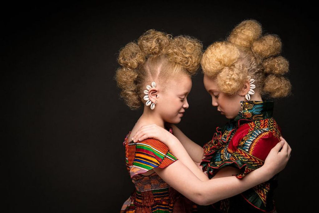 Retratos inspirados destacam a beleza do cabelo crespo para que outras garotas parem de escond-lo 19