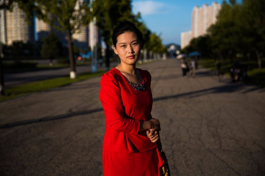 Estas fotos de mulheres norte-coreanas mostram as fronteiras da beleza 24