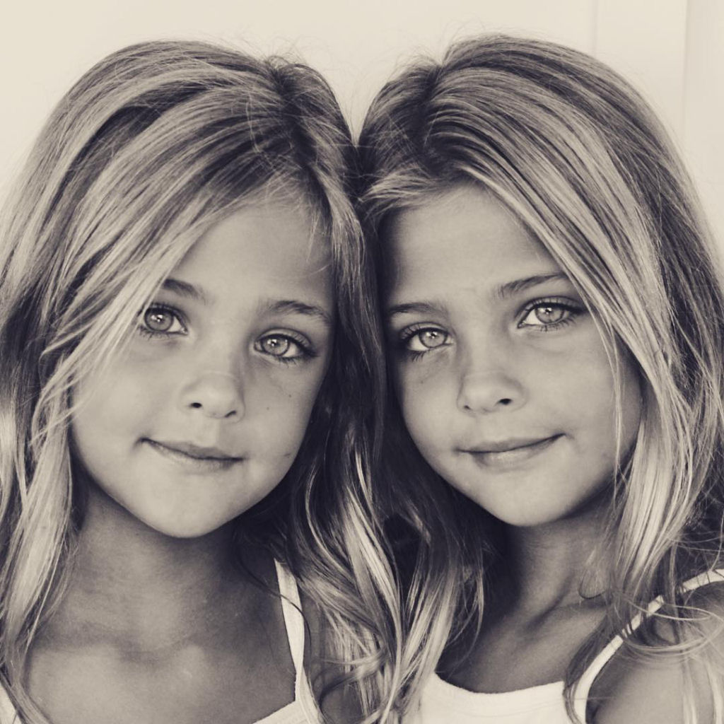 Conheça as irmãs consideradas as «gêmeas mais belas do mundo» 19