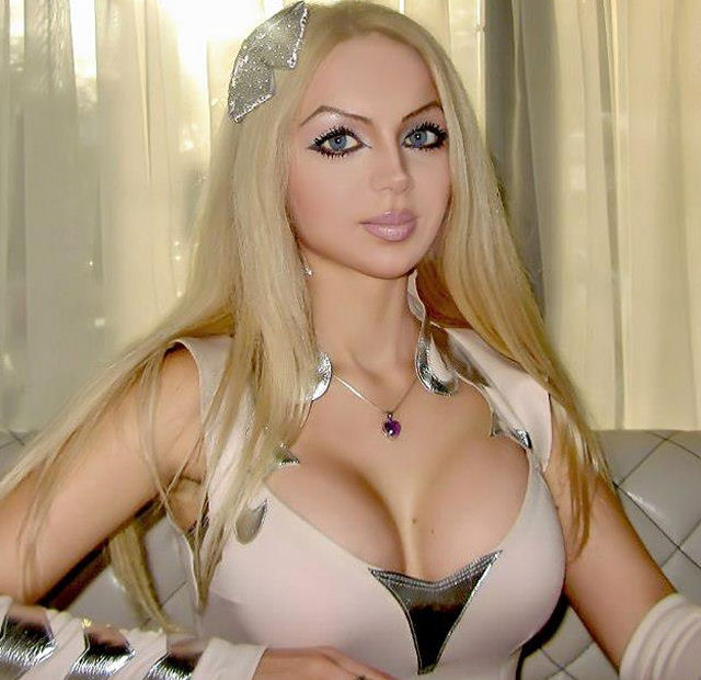 A Barbie russa agora tem uma irmã 17