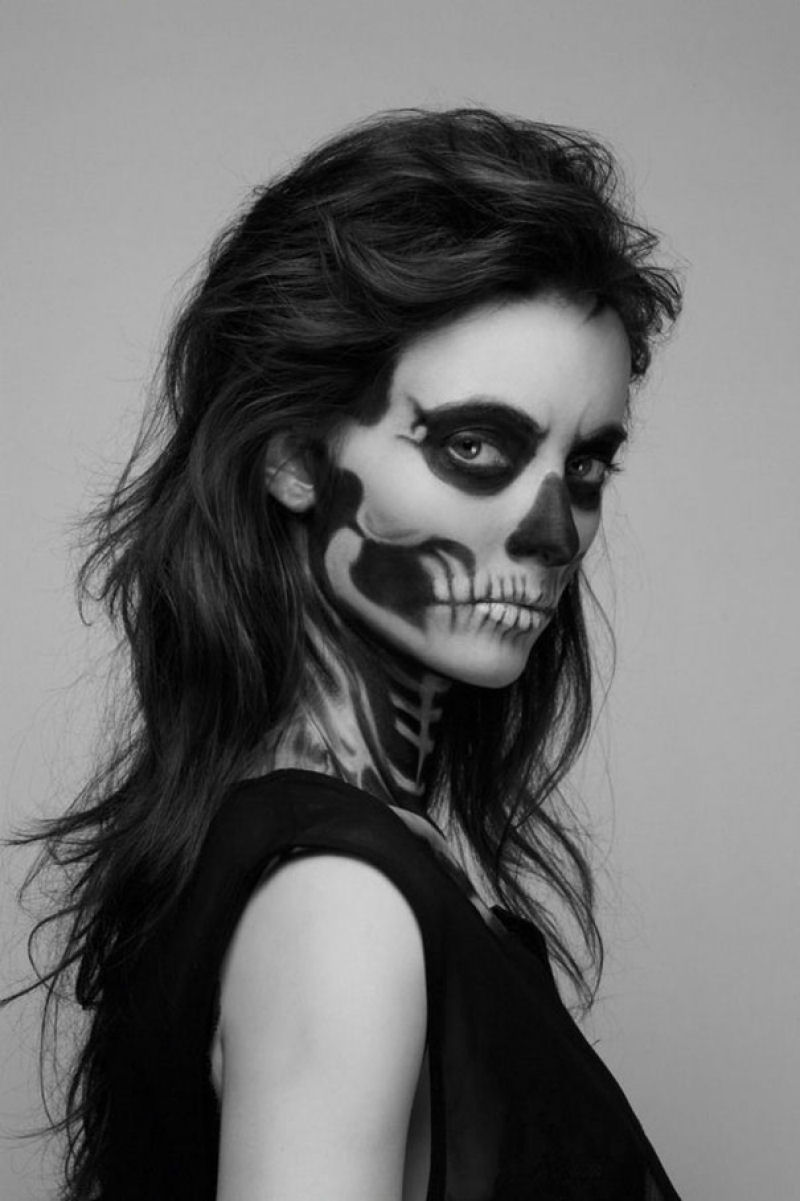 Maquiagem de esqueleto assombrosamente bela 03