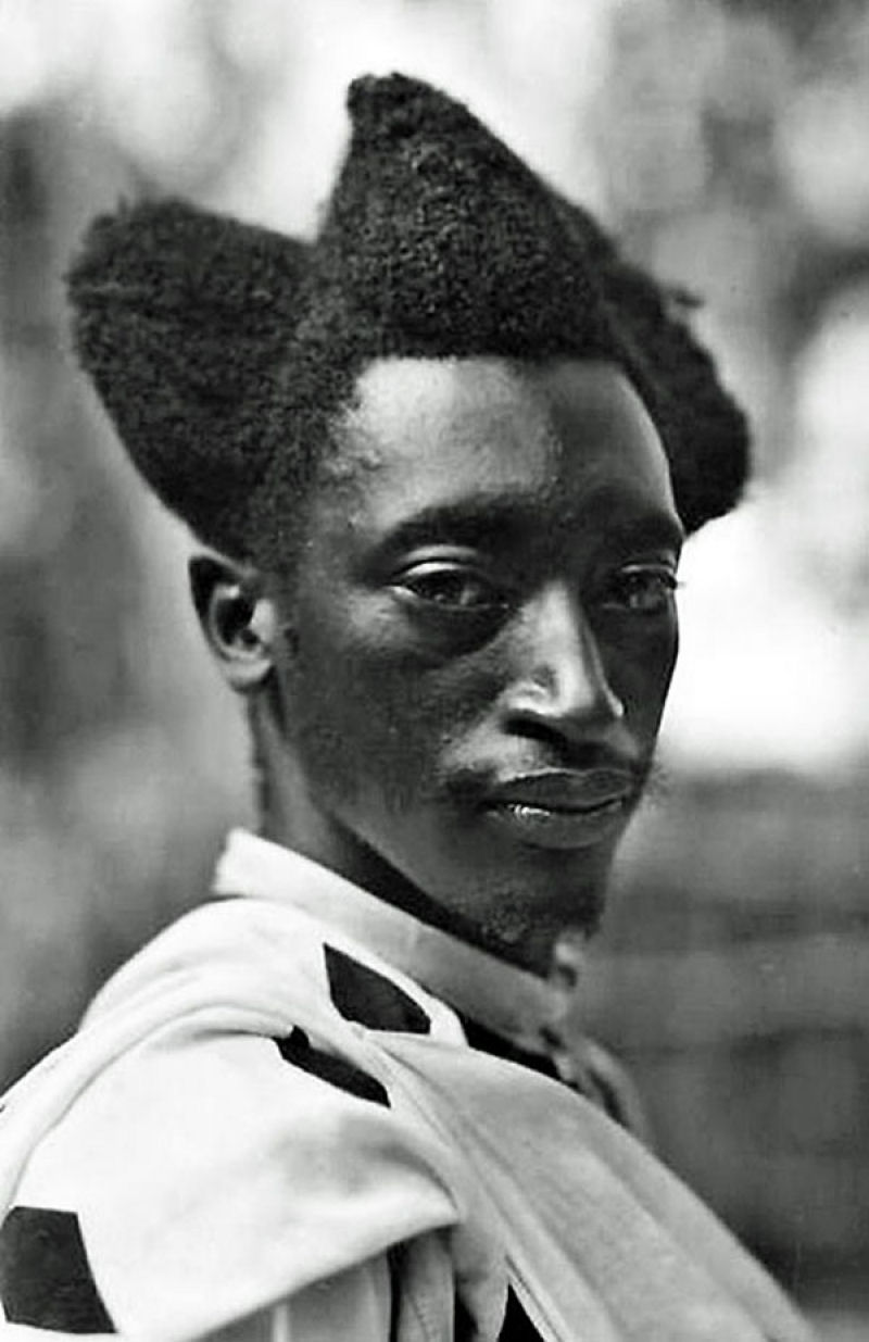 Fotos de quase 100 anos mostram o amasunzu, um penteado único dos ruandeses 07