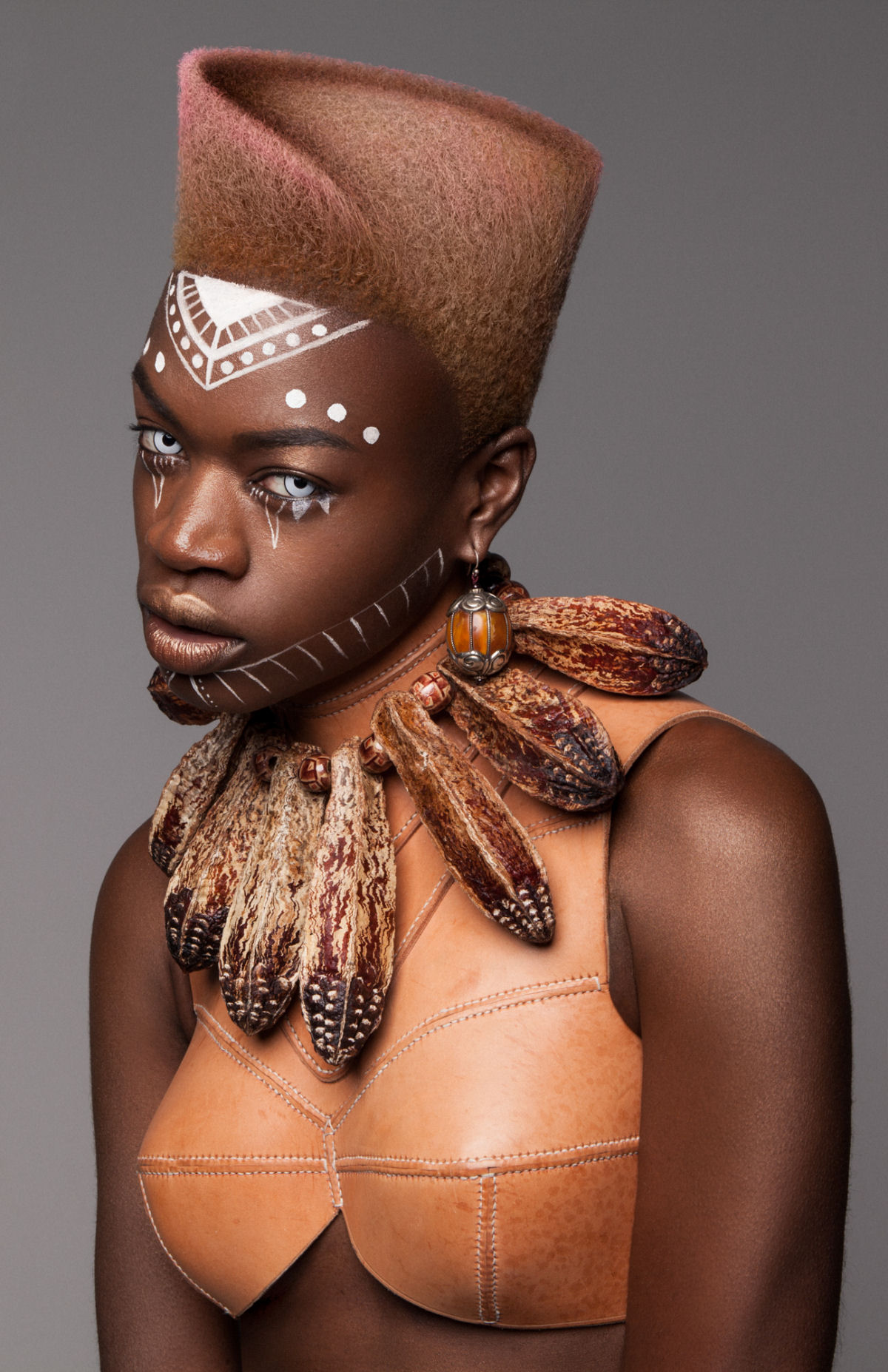 A beleza futurista desta série de penteados afros é um luxo só 08