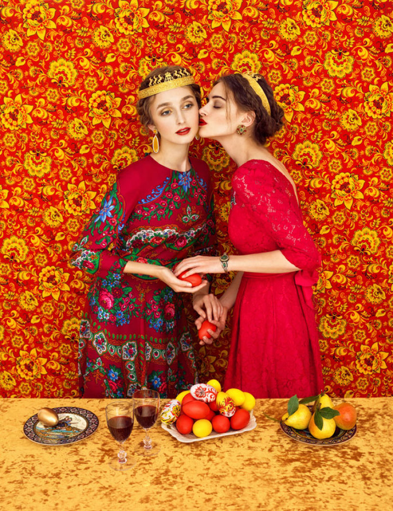 Mágicas imagens de mulheres russas em trajes típicos 07