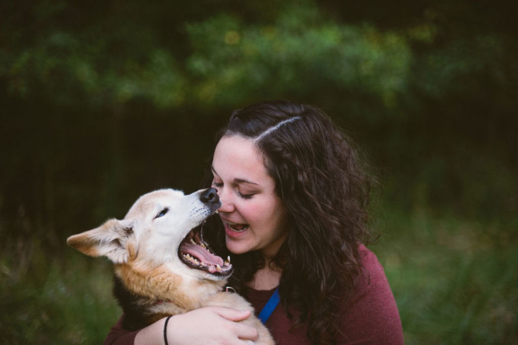 Fotógrafa diz adeus a seu cão de 16 anos com uma tocante sessão de fotos 18