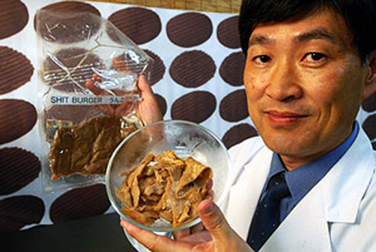 Pesquisador cria carne artificial  base de excrementos humanos