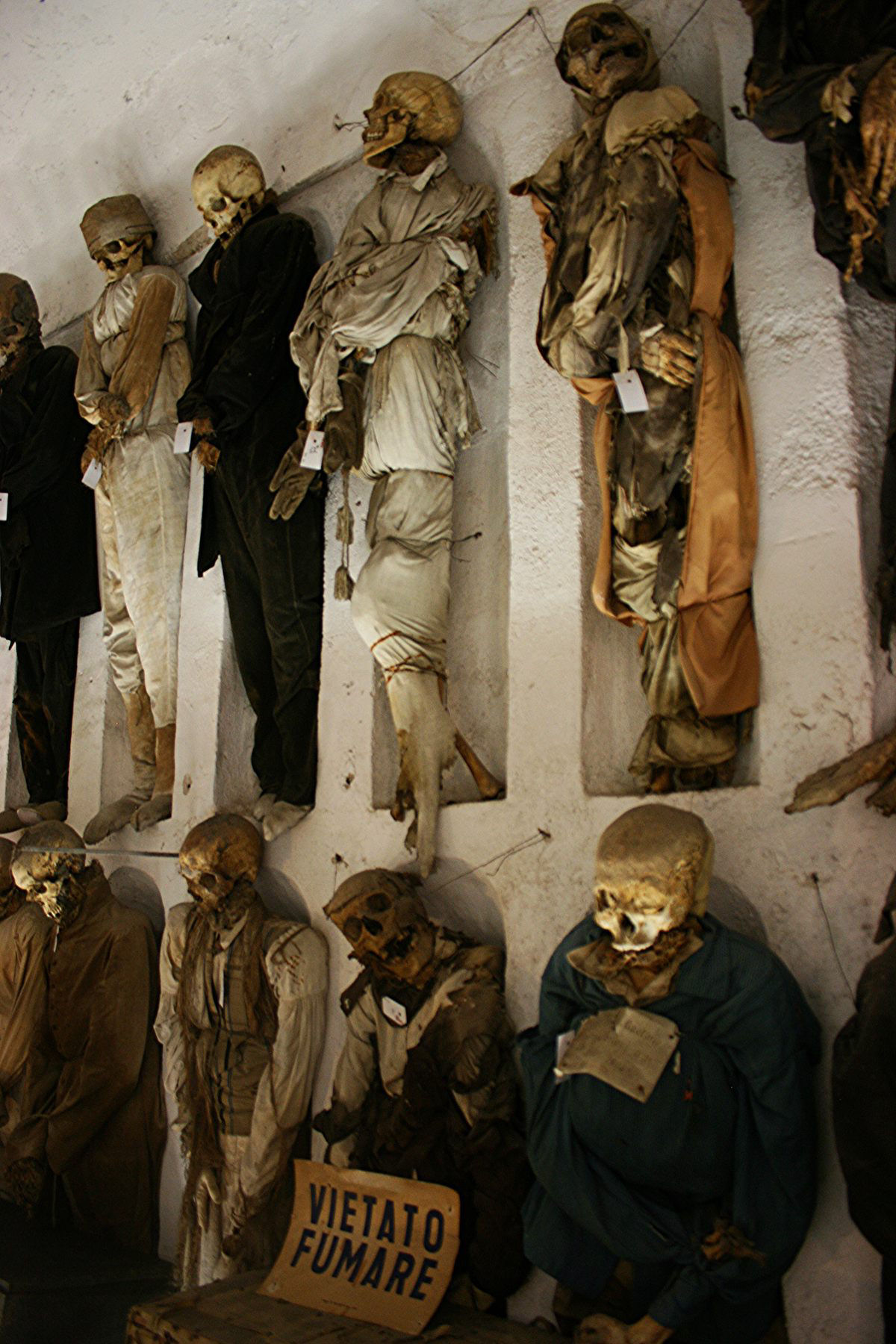 As bizarras catacumbas do Mosteiro dos Capuchinhos, na Itlia