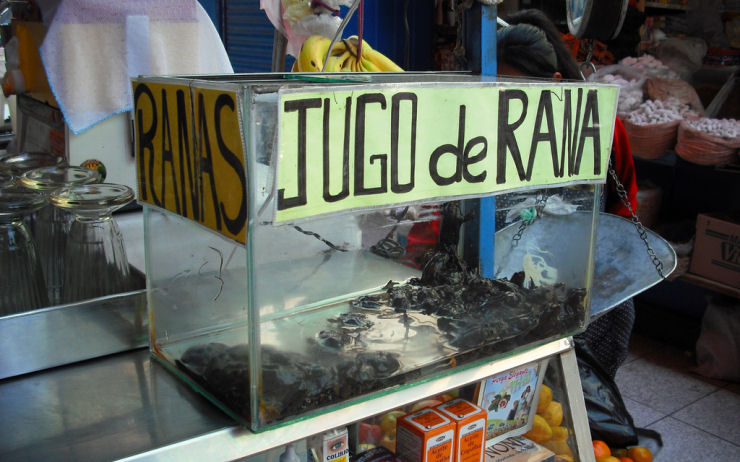 Lanchonete peruano vende um delicioso suco de r