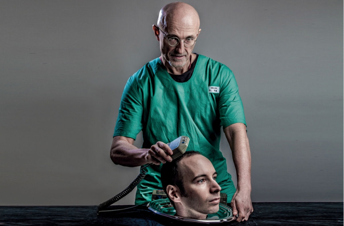 Realizam o primeiro transplante de cabeça humana em um cadáver com sucesso