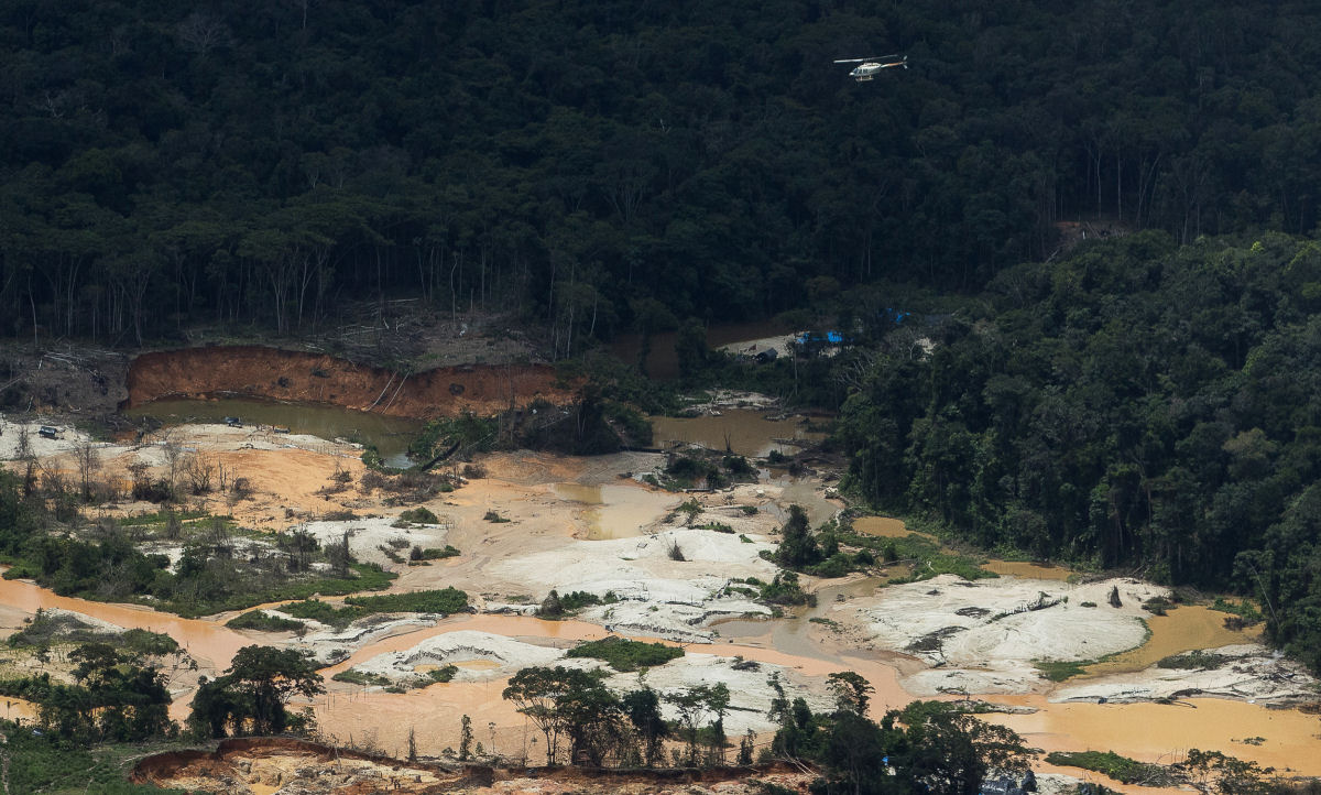 Para onde vai o ouro ilegal garimpado na Amazônia?