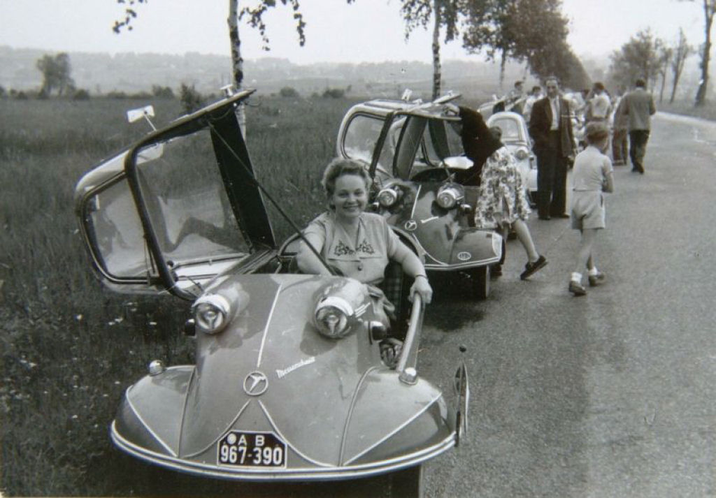 Aps a Segunda Guerra fabricante de avies teve que produzir o microcarro Messerschmitt KR175 13