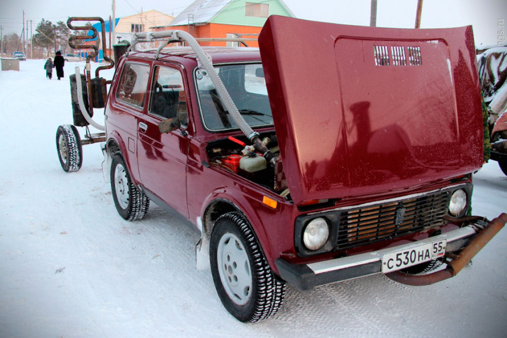 Motoristas ucranianos economizam no combustvel com carros movidos a lenha 14