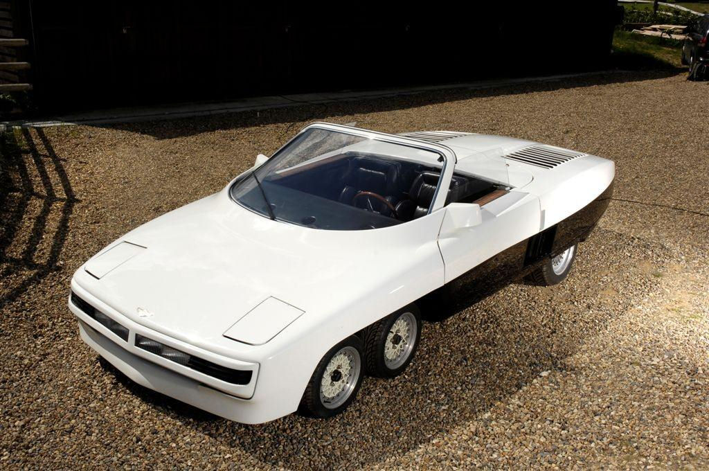 Panther 6, um carro esportivo maluco de 6 rodas de 1977 01
