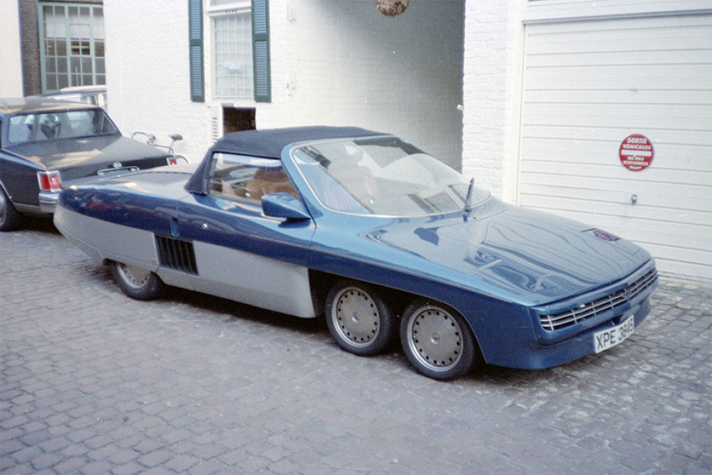 Panther 6, um carro esportivo maluco de 6 rodas de 1977 11