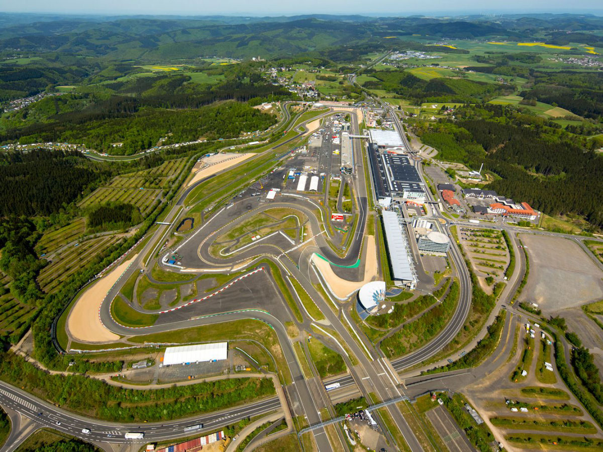 https://www.mdig.com.br/index.php?itemid=52806<br />
Tom Scott vai dar uma volta em Nürburgring, o maior autódromo permanente do mundo