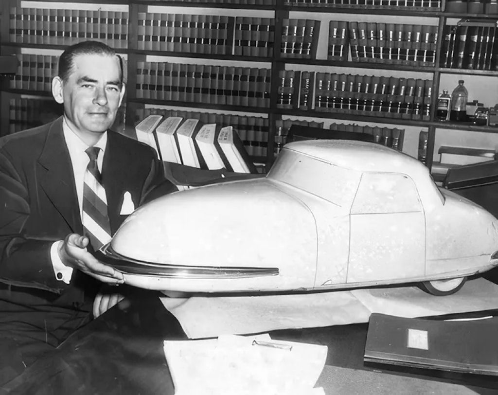 Davis Divan: o sed de trs rodas de 1948, apelidado de 'carro definitivo do futuro'