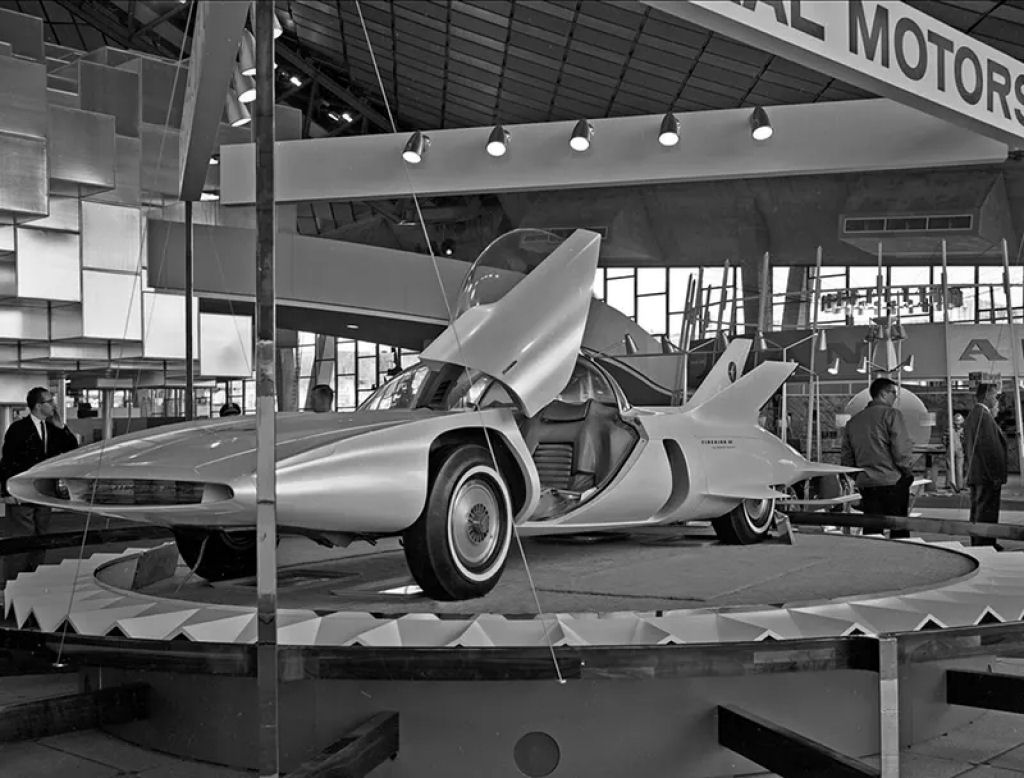 Firebird III: o carro de 1958 da GM que parece sacado de um filme de fico cientfica