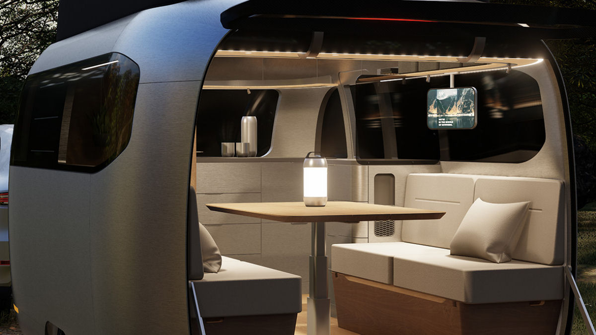 Airstream e Porsche unem foras para criar um conceito de trailer que cabe em uma garagem 06