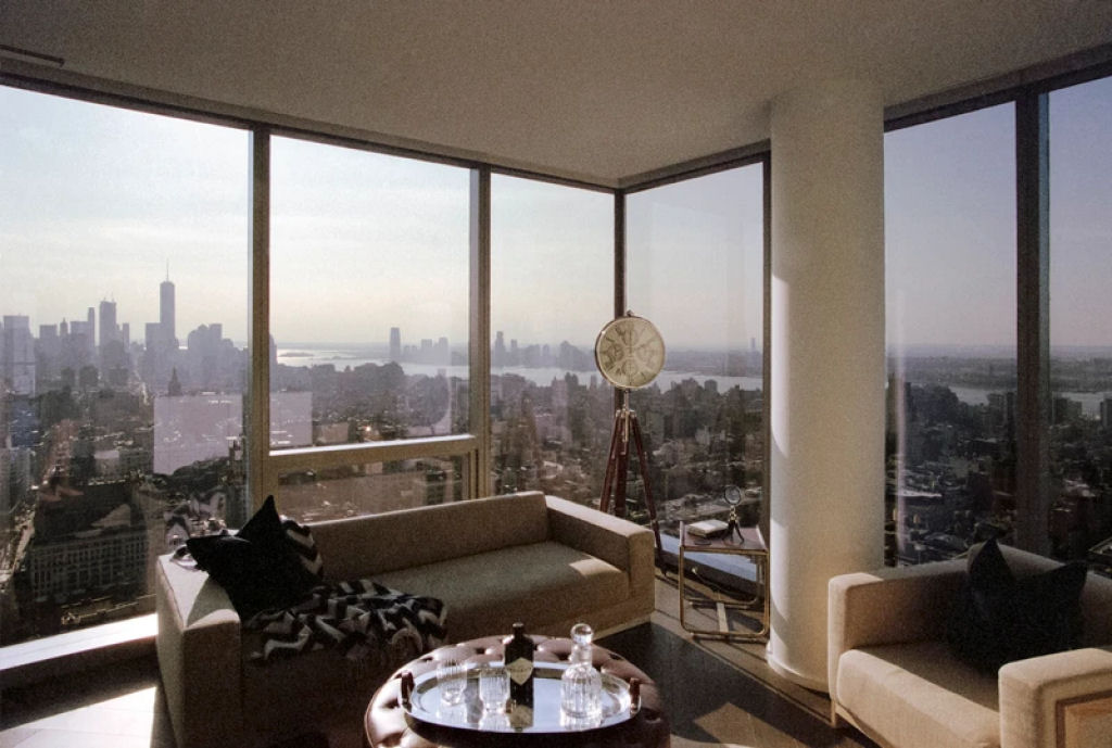 Artista fingiu ser bilionária para fotografar as vistas das casas mais caras de Nova York