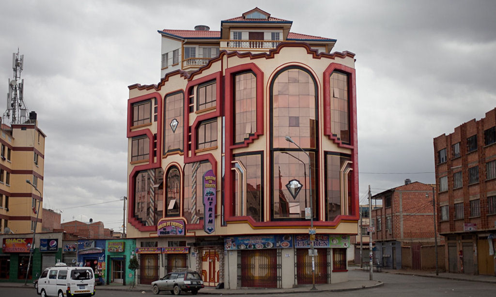 A arquitetura colorida de El Alto, a cidade que mais cresce na Bolvia 06